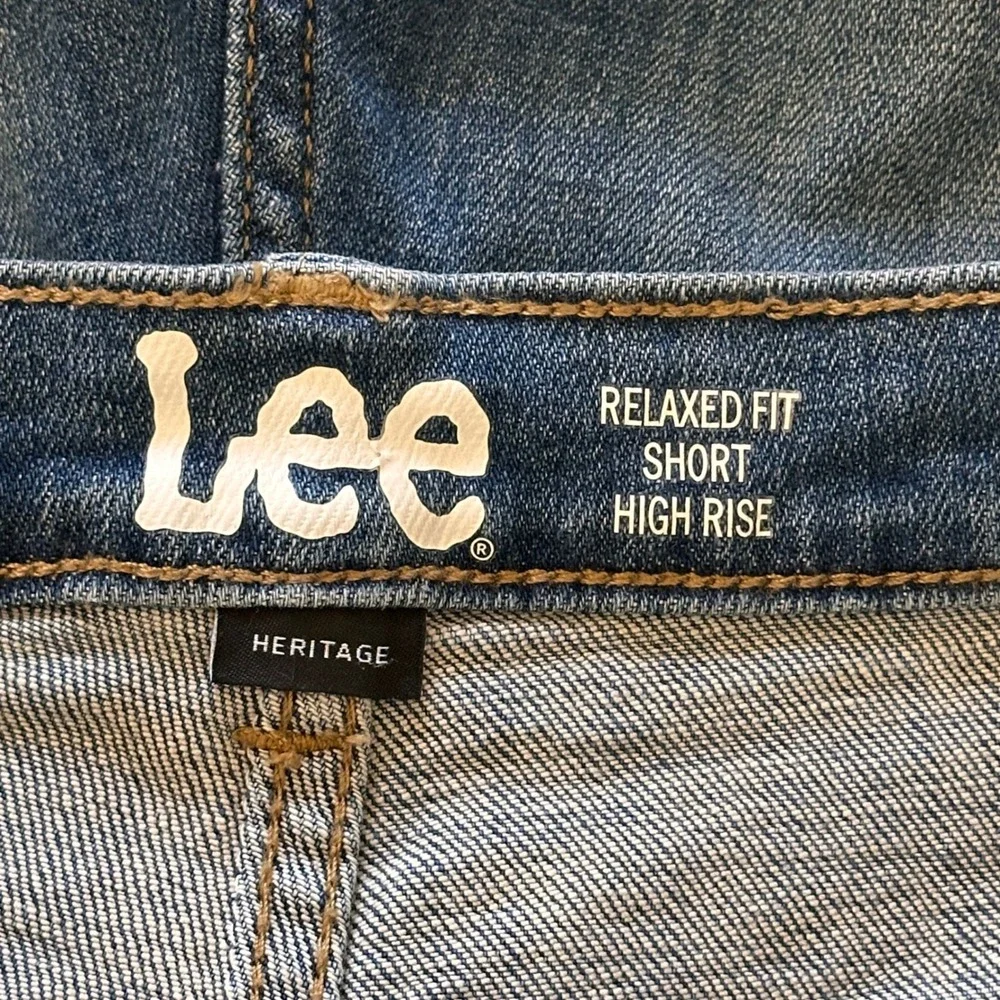Lee Heritage Relaxed Fit High Rise Button‎ Fly Denim Shorts Blue Womens 20M